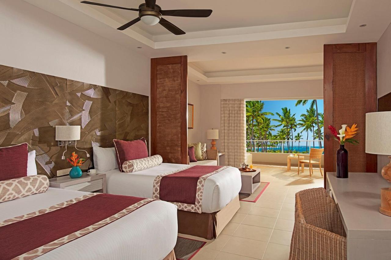 Preferred Club Deluxe mit Kingsize-Bett und Poolblick