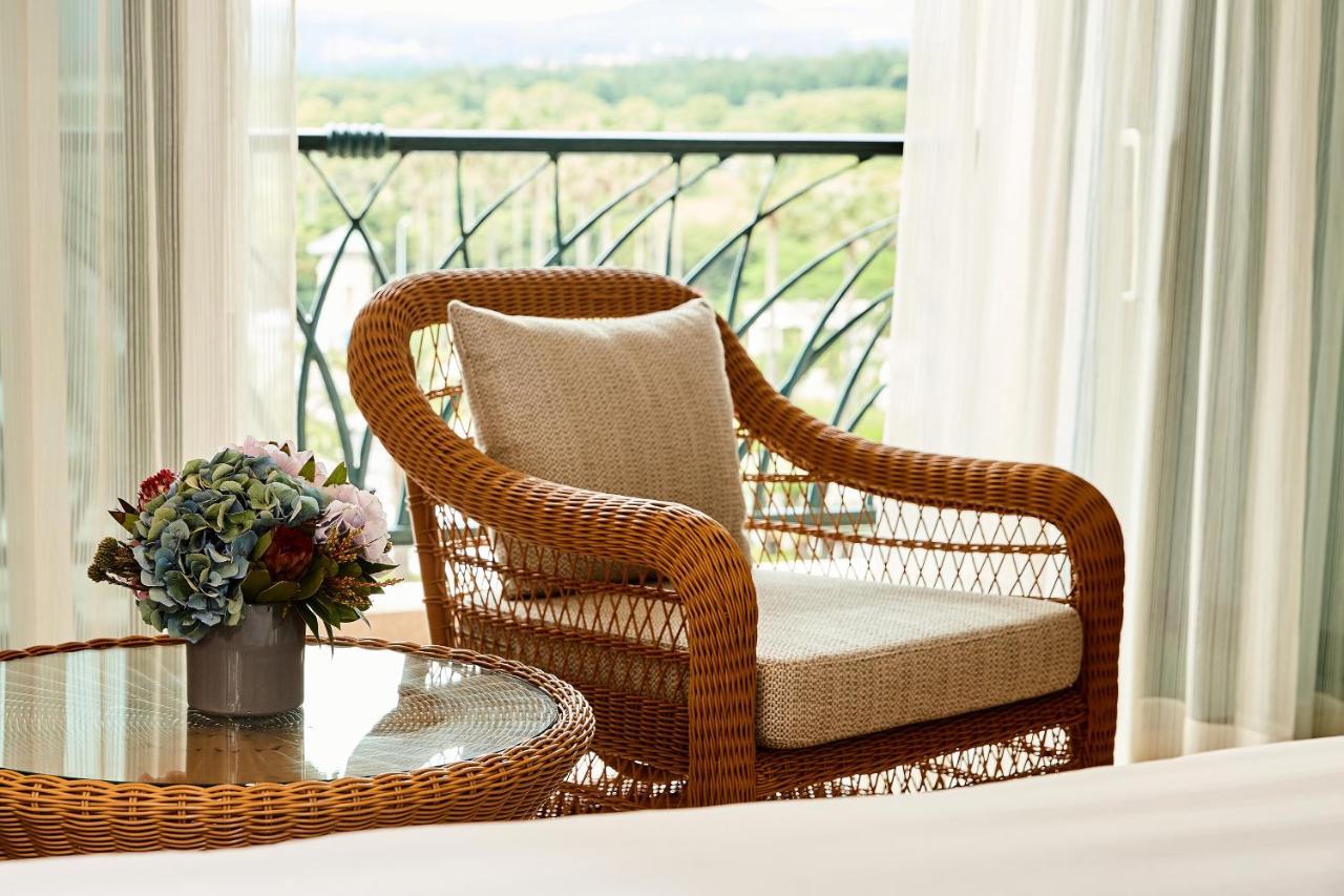 Deluxe Familienzimmer mit 2 Betten und Gartenblick