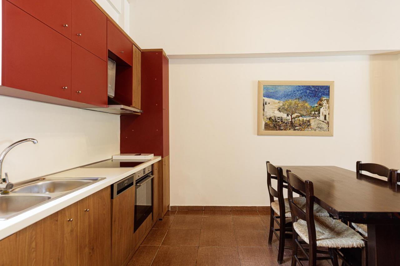 Villa mit 2 Schlafzimmern, eigenem Pool und Küche