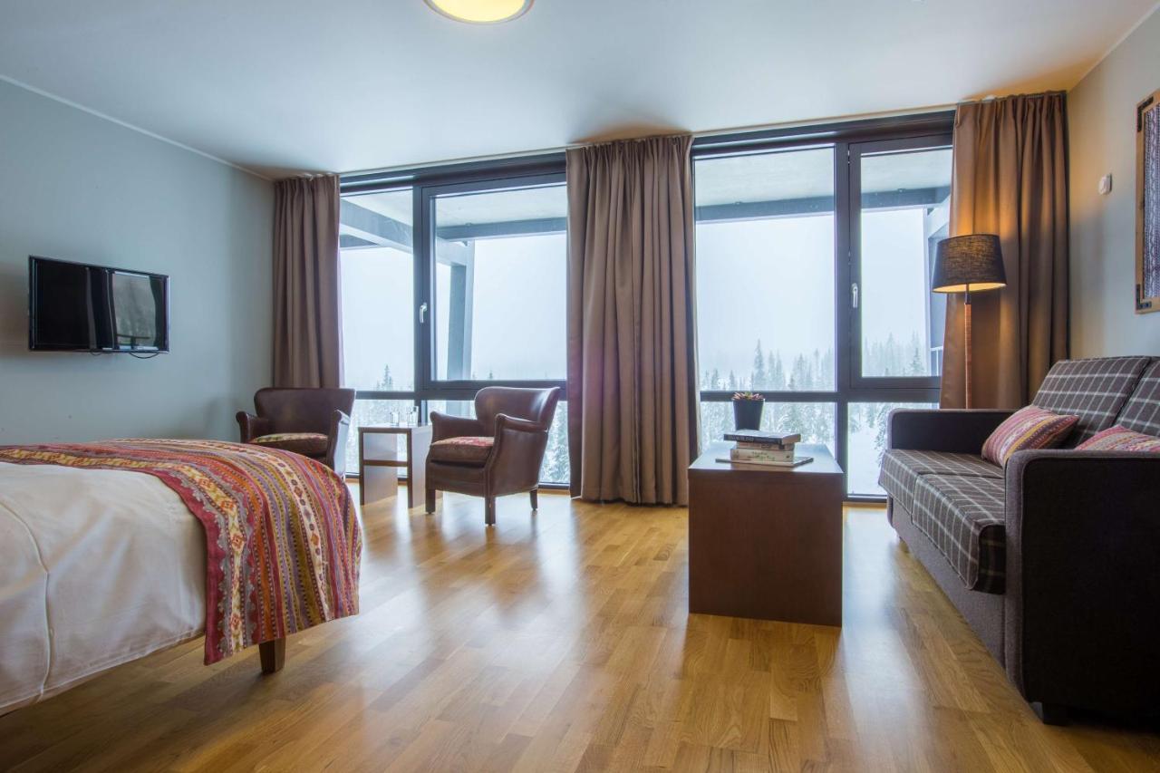 Familienzimmer mit Bergblick