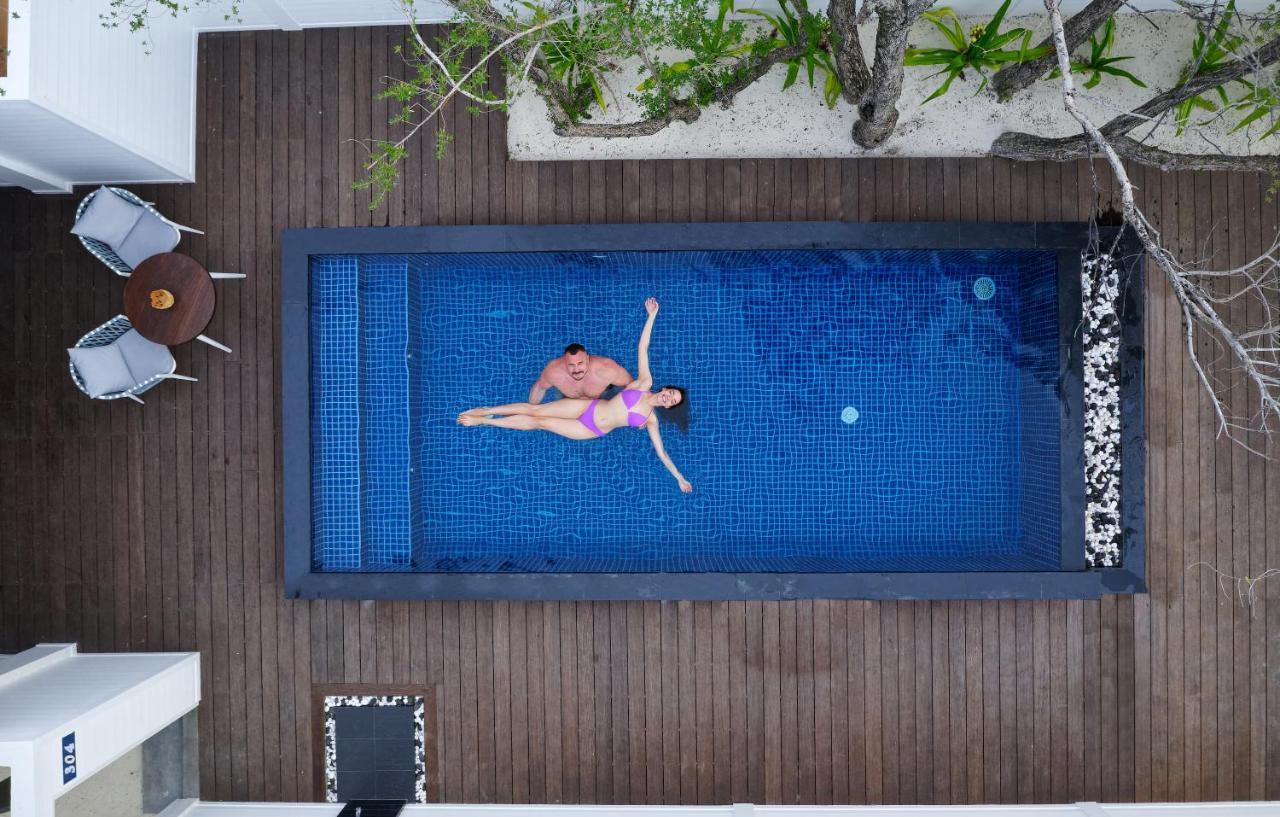 Deluxe Poolvilla am Strand