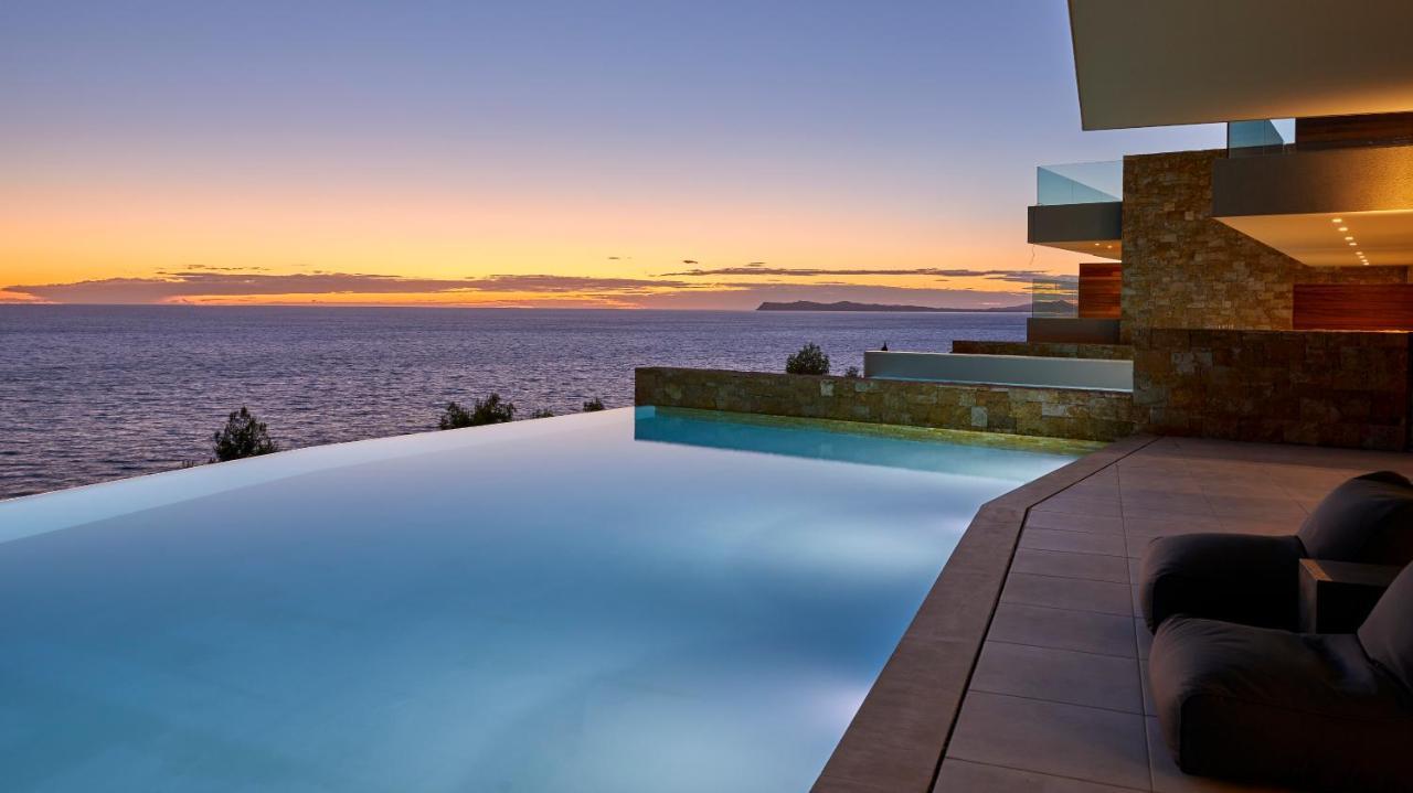 Junior Suite mit Panorama-Meerblick und eigenem Pool