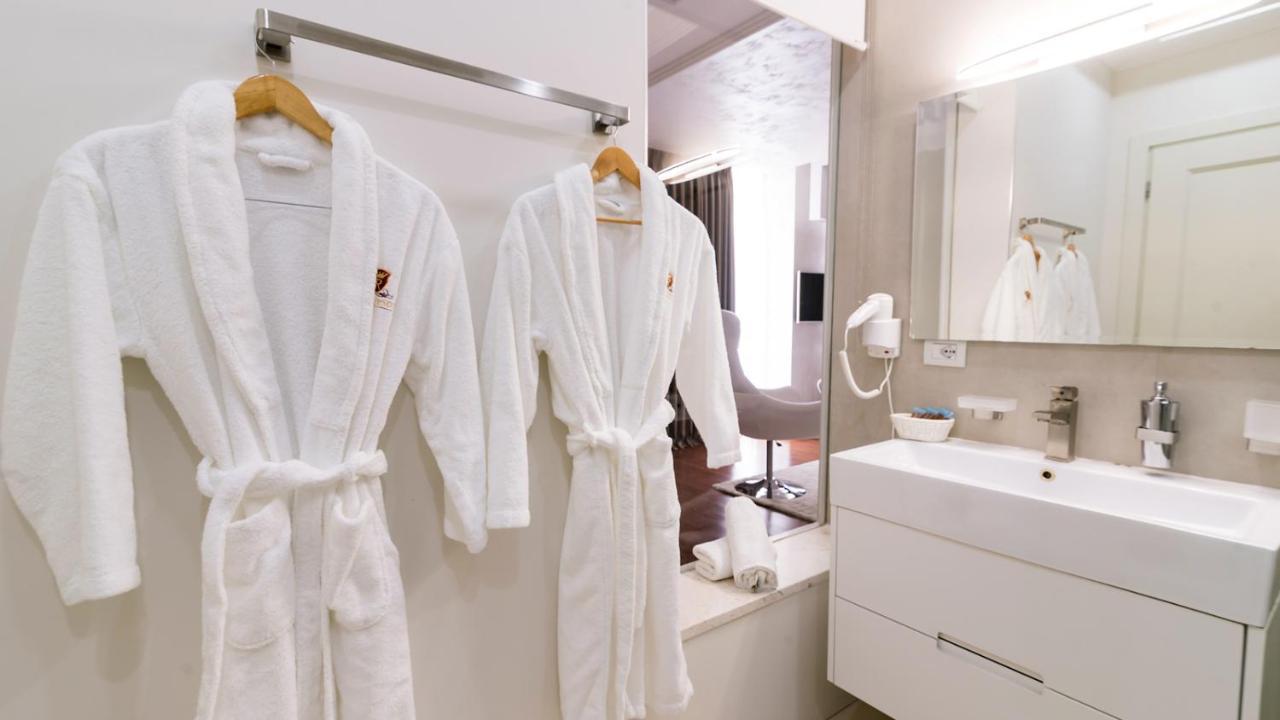 Deluxe Doppelzimmer mit 2 Doppelbetten