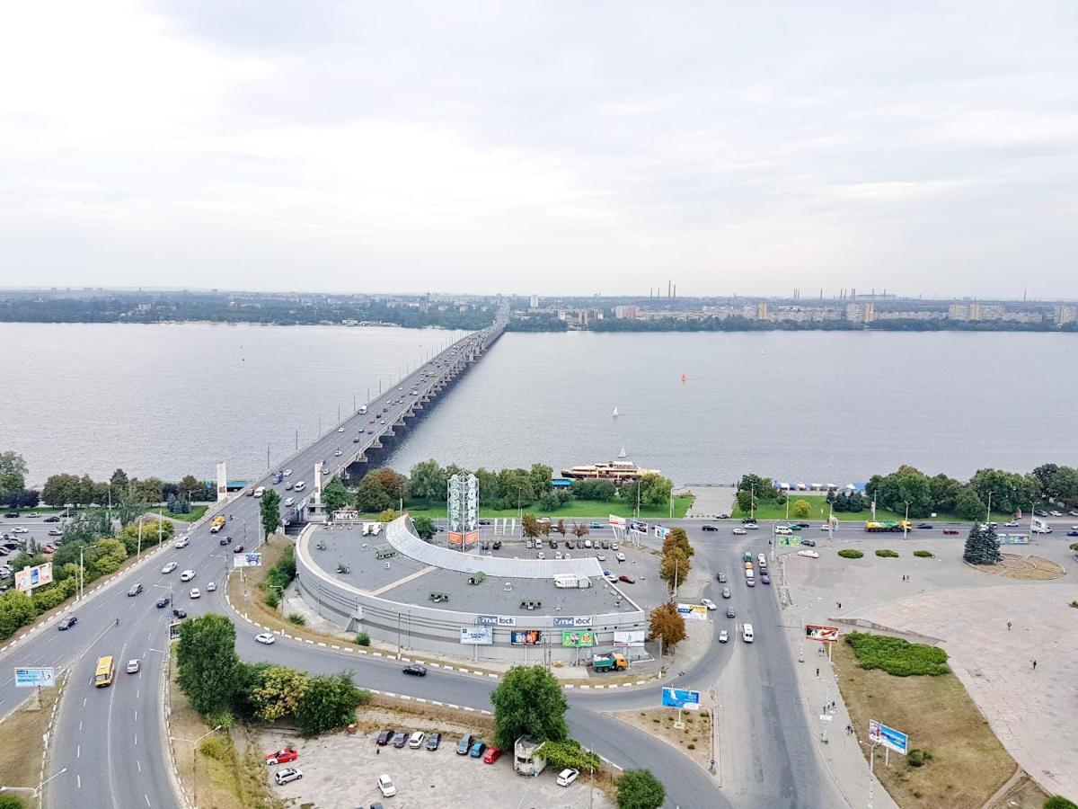 Apartment mit 1 Schlafzimmer und Balkon mit Flussblick