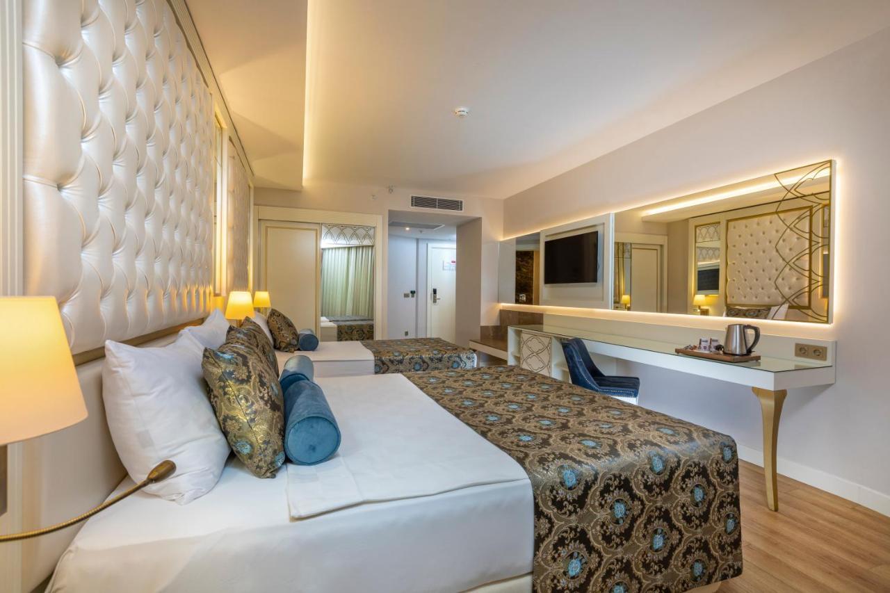 Standard Zimmer mit teilweisem Meerblick