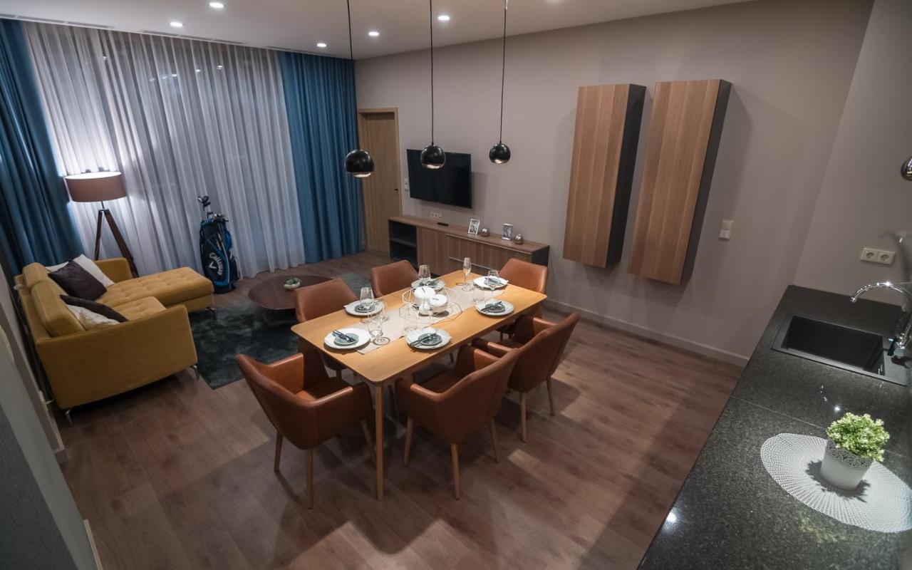 Grand Premium Family Suite with Terrace