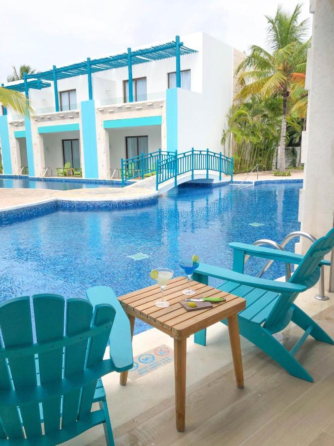 Swim-up-Suite Paradise