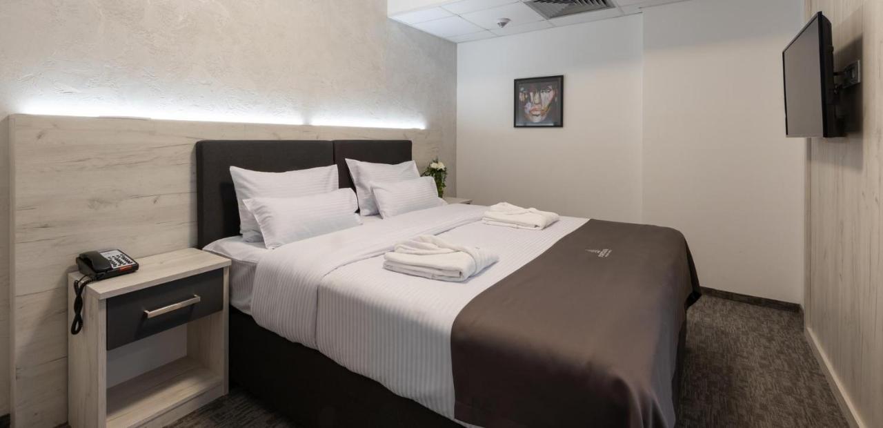 Deluxe Suite mit Whirlpool-Badewanne