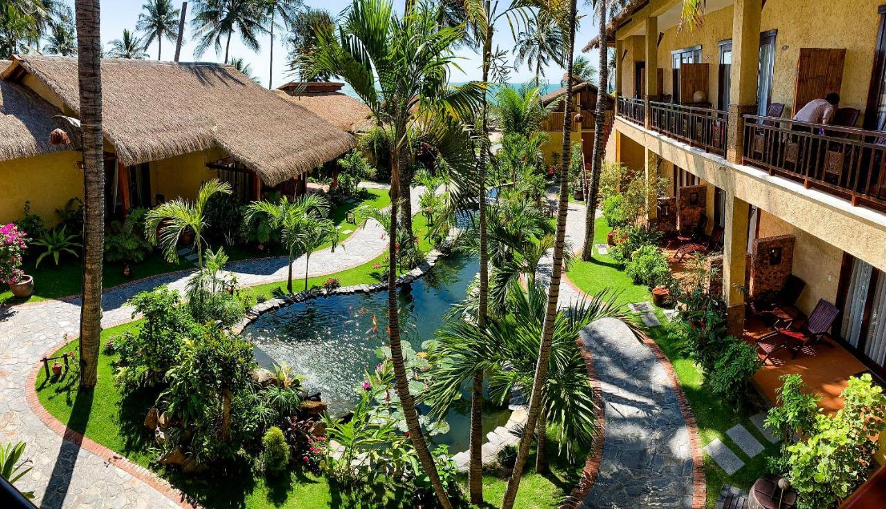 Cozy Double or Twin Room with Shared Balcony