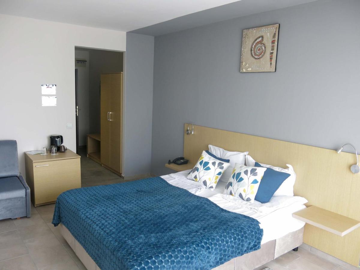 Standard Doppel- oder Zweibettzimmer mit Meerblick