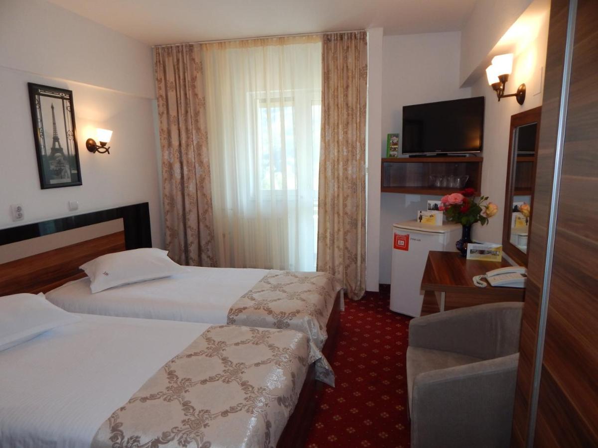 Standard Doppel- oder Zweibettzimmer