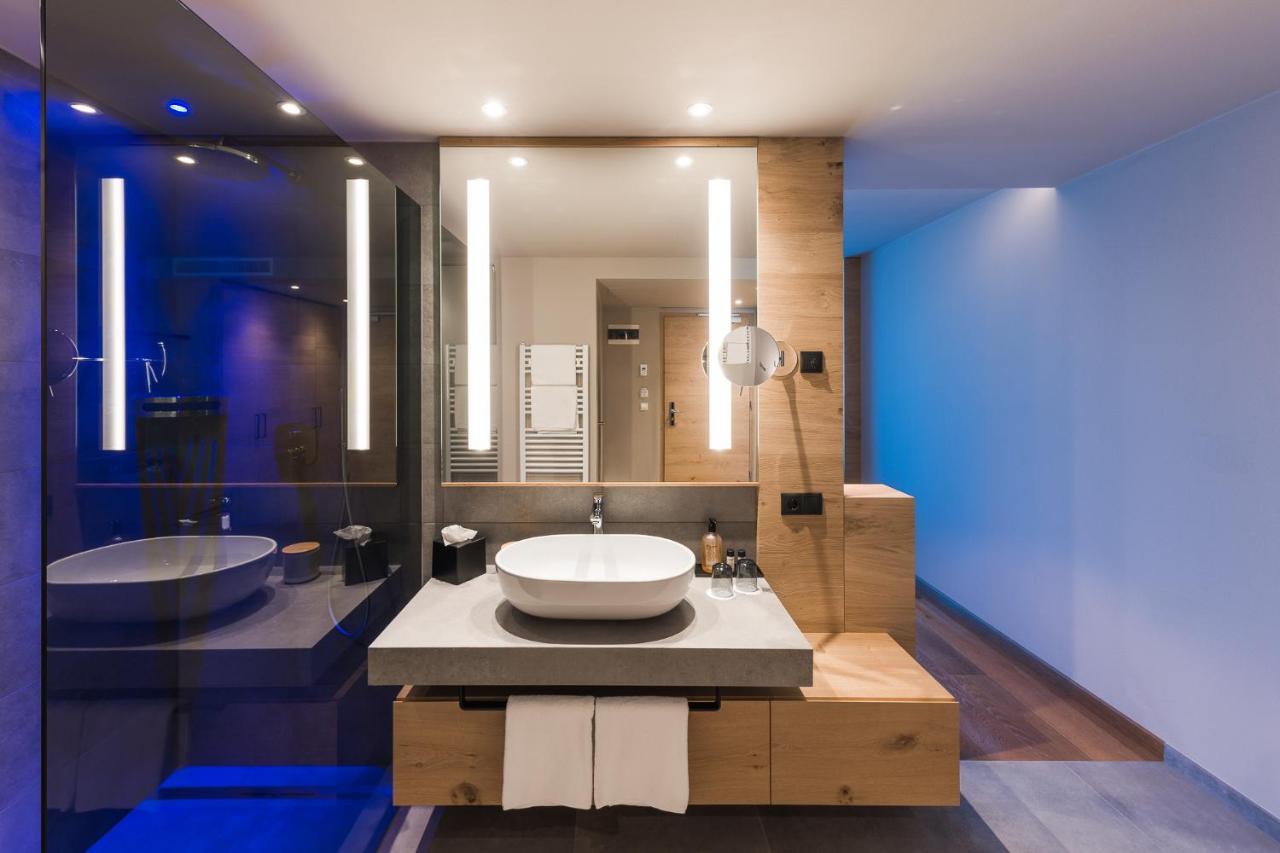 Doppelzimmer mit Balkon