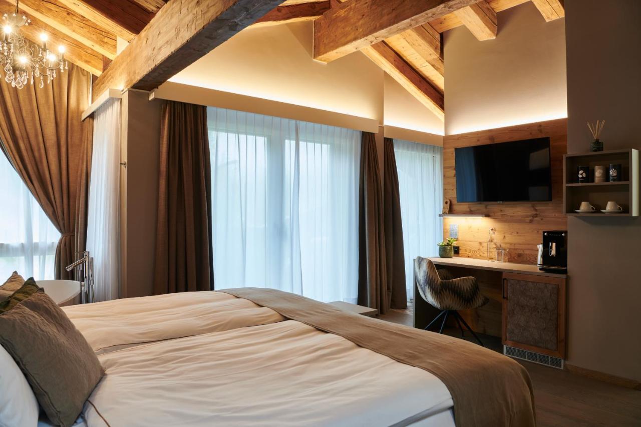 Spa-Doppelzimmer mit Blick auf das Matterhorn