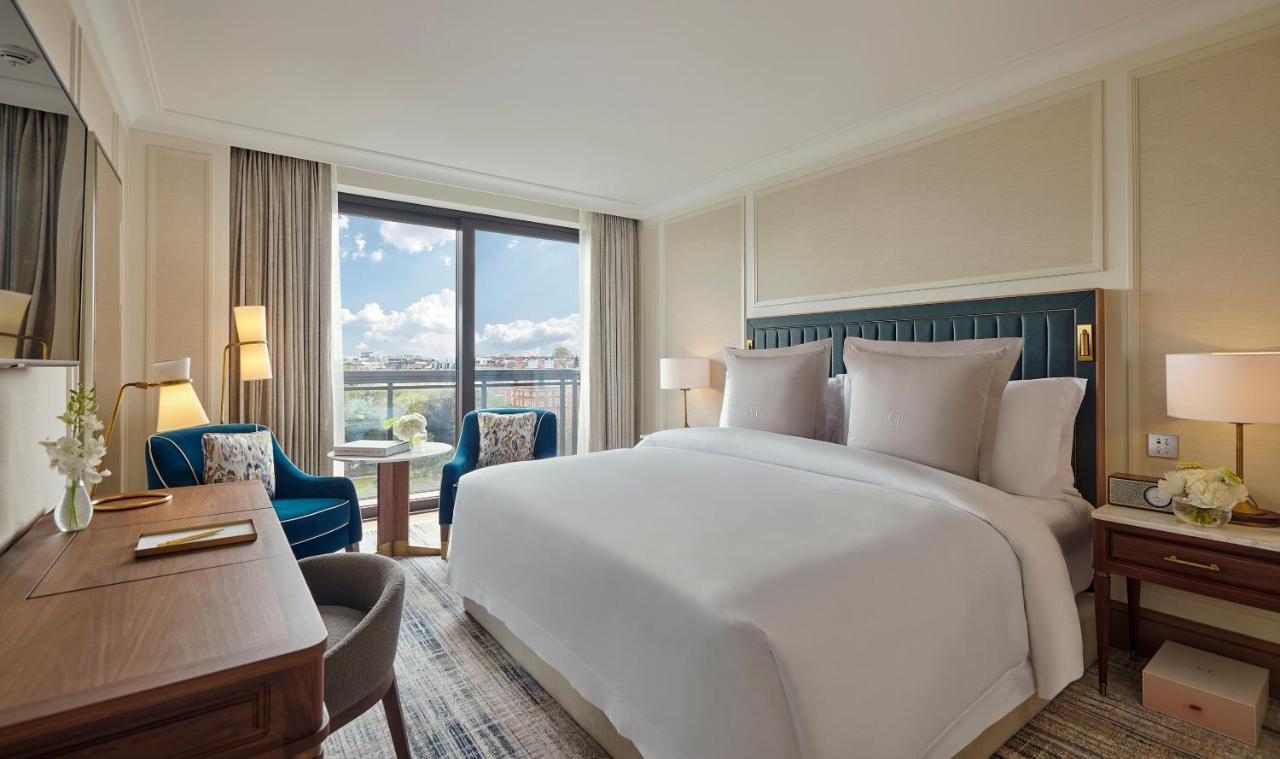 Superior Zimmer mit Balkon und exklusivem Zugang zu den Privatgärten des Cadogan