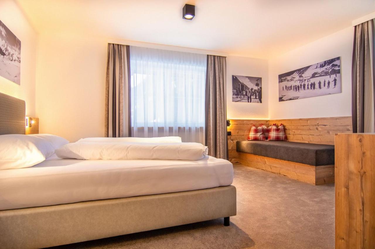 Doppelzimmer mit Balkon
