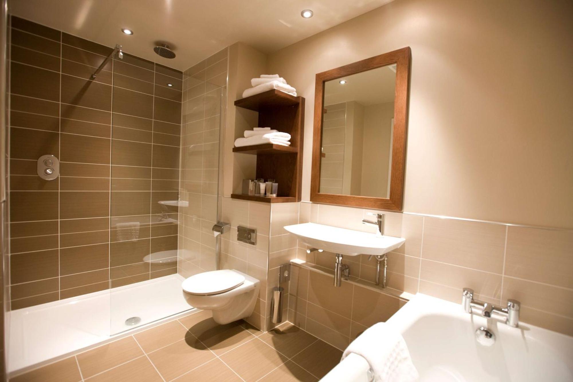 Executive Zimmer mit Kingsize-Bett und Balkon oder Patio / Veranda
