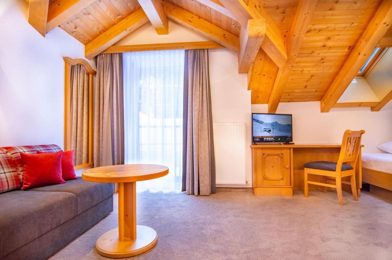 Einzelzimmer mit Balkon