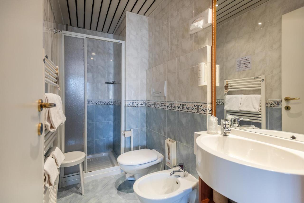 Deluxe Doppel-/Zweibettzimmer mit Balkon