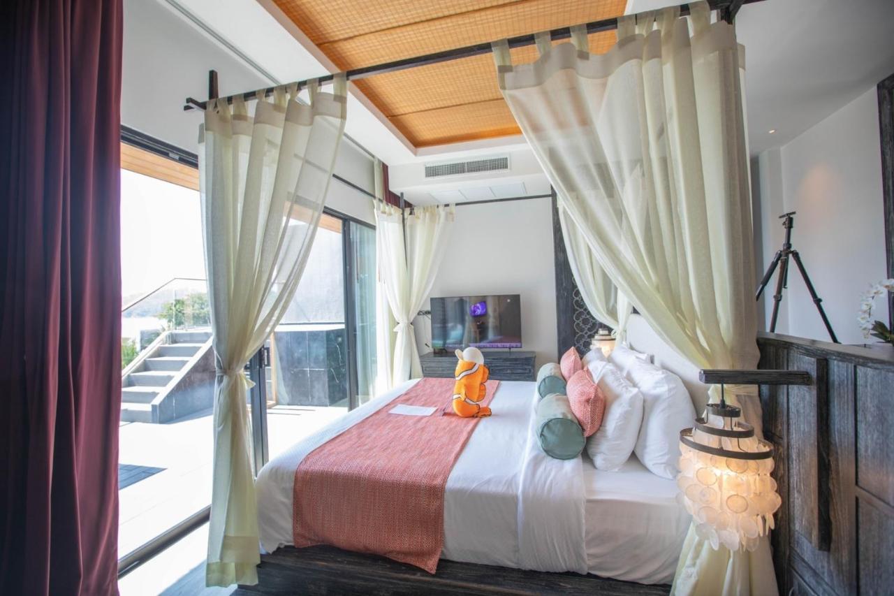 Hochzeitssuite mit Whirlpool und Meerblick