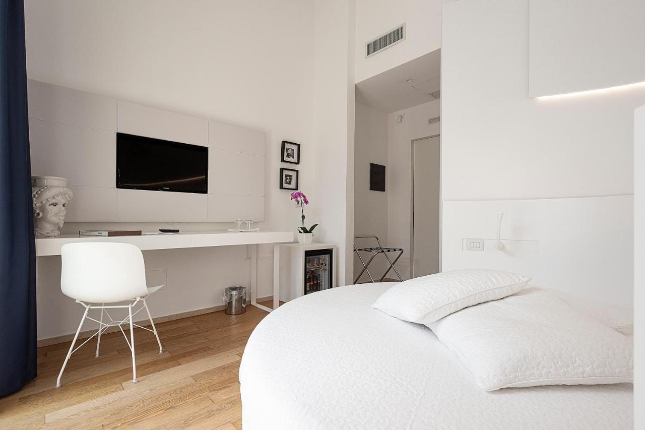 Double Room with Balcony,1186557586:JPEG