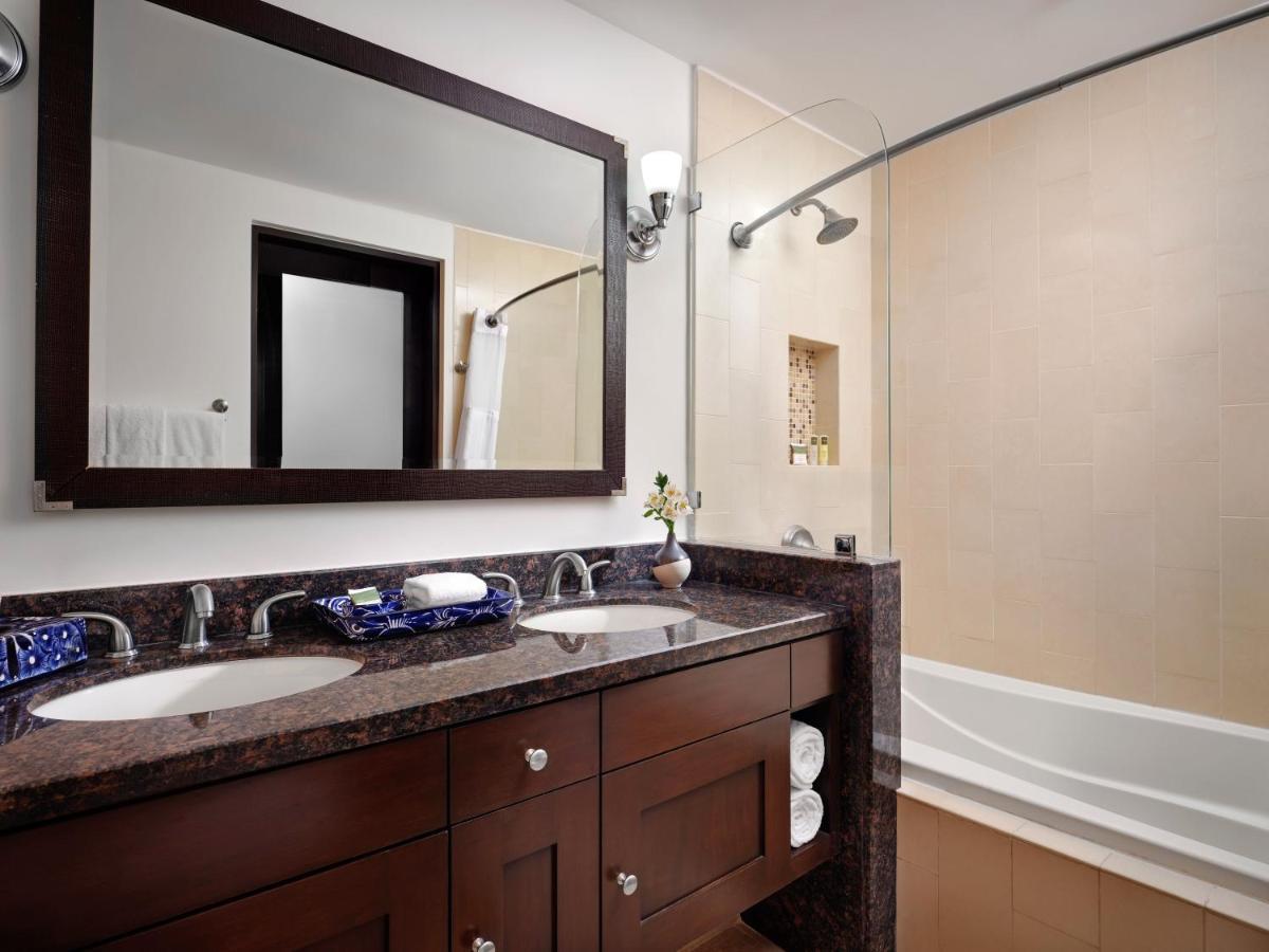 Suite One Bedroom Ocean View