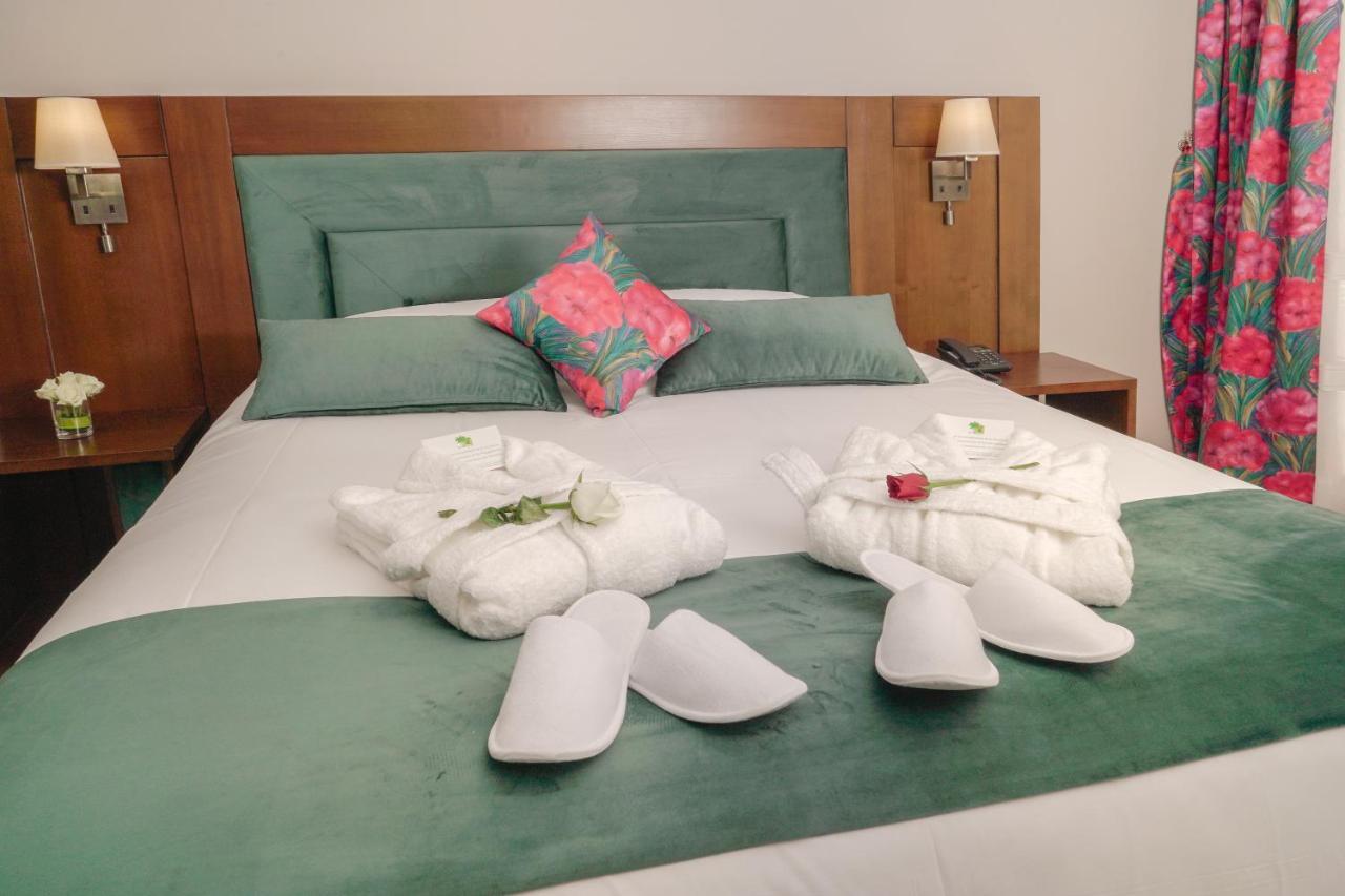 Suite Ambassador mit Poolblick