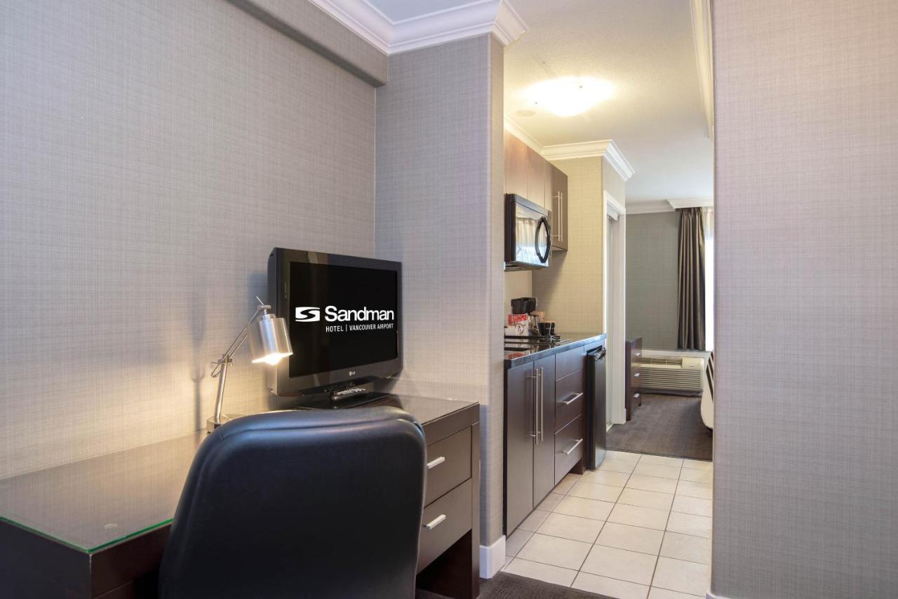 Standard Suite mit 1 Kingsize-Bett, Schlafsofa und Küchenzeile