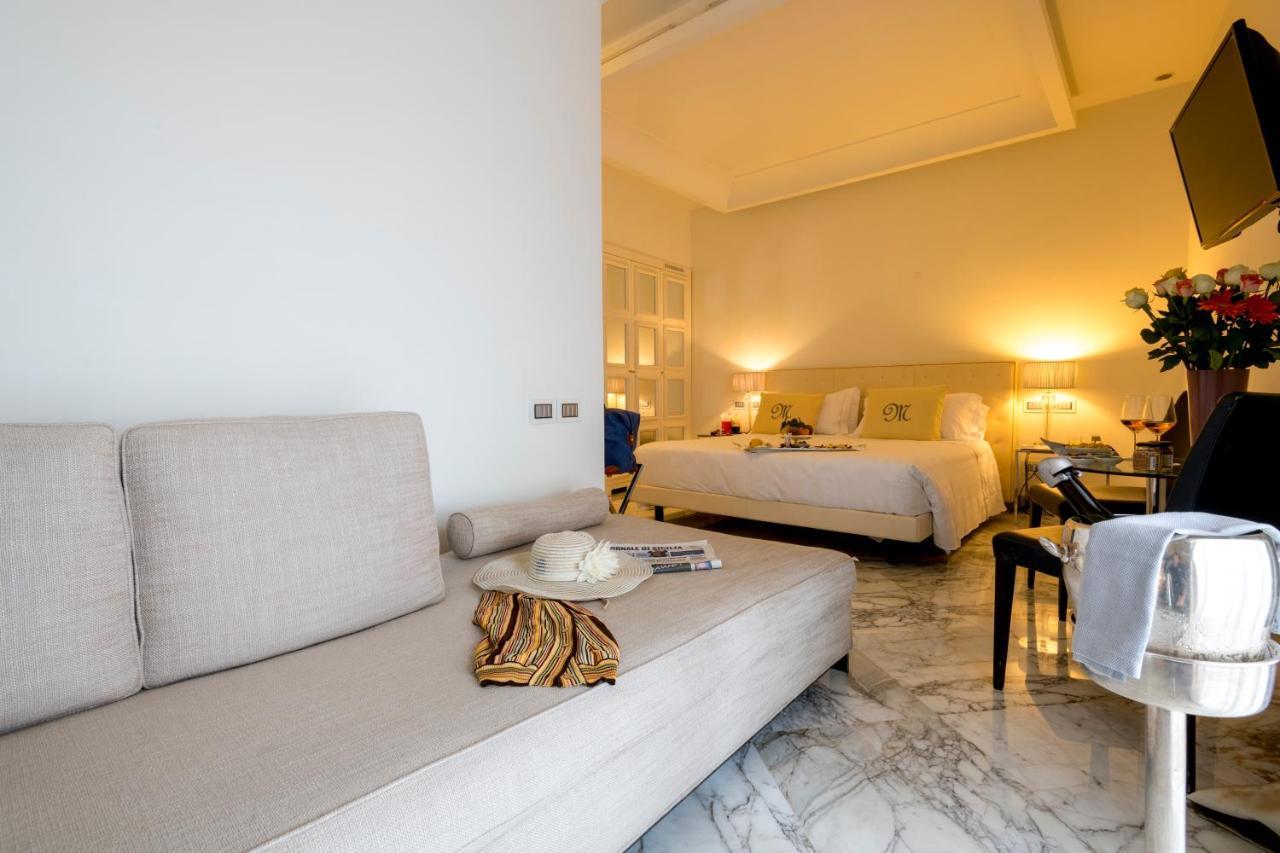 Deluxe Doppelzimmer mit Terrasse und Pool