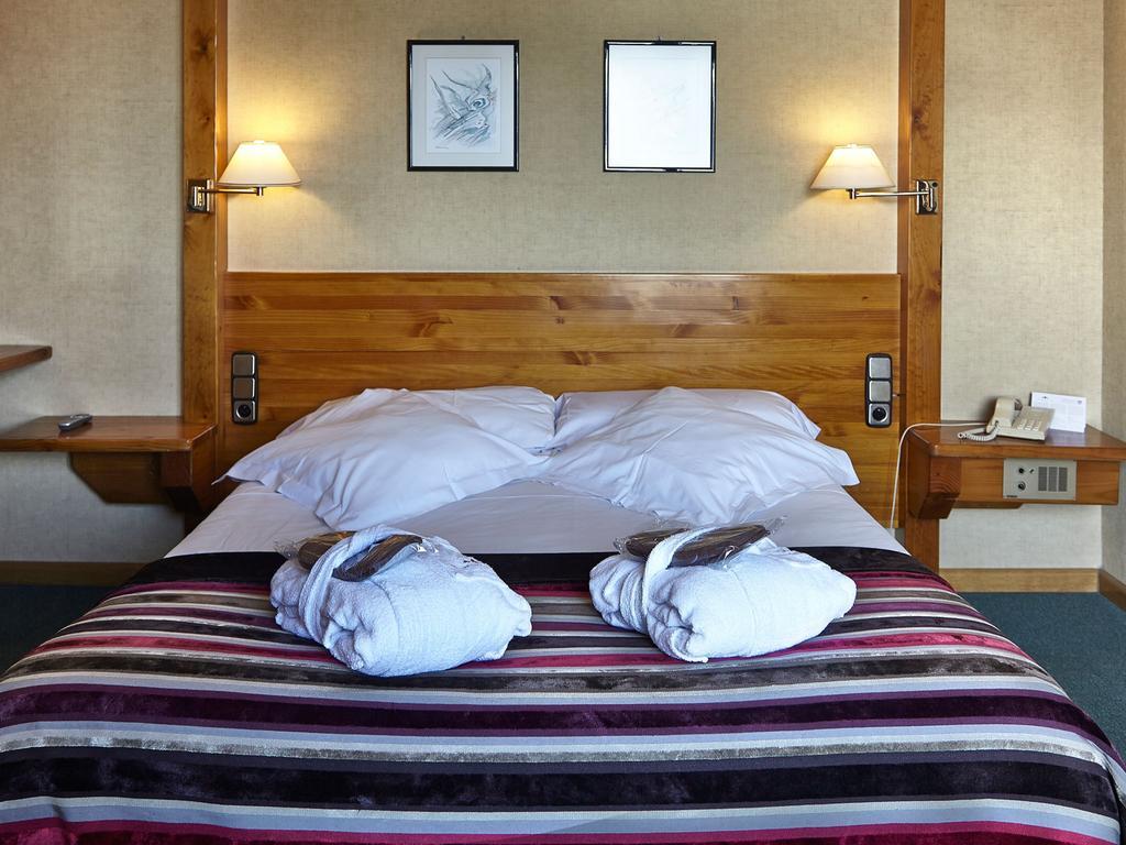 Zweibettzimmer mit Zustellbett