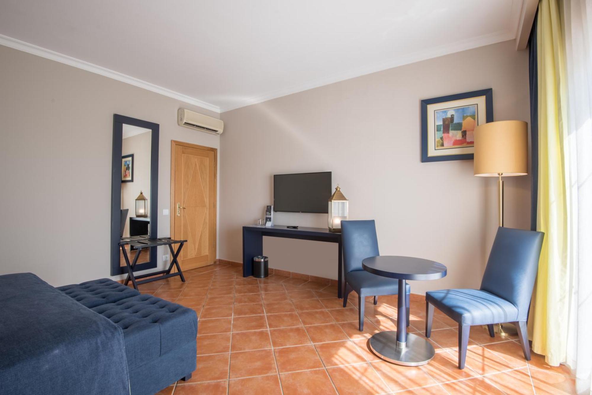 Familiensuite (2 Erwachsene + 2 Kinder)
