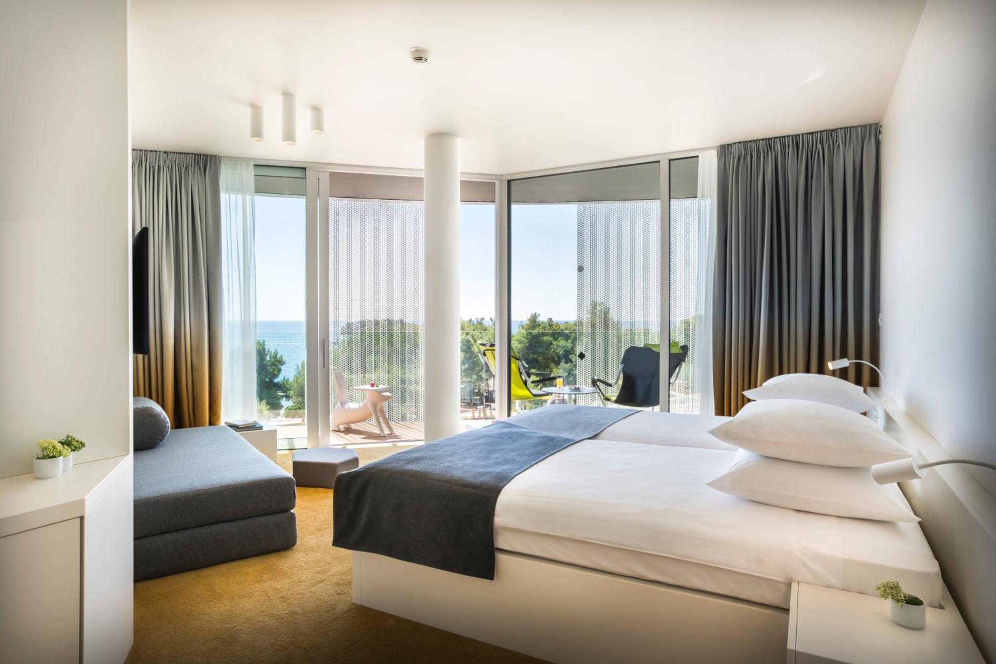 Grand Doppel- oder Zweibettzimmer mit Schlafsofa
