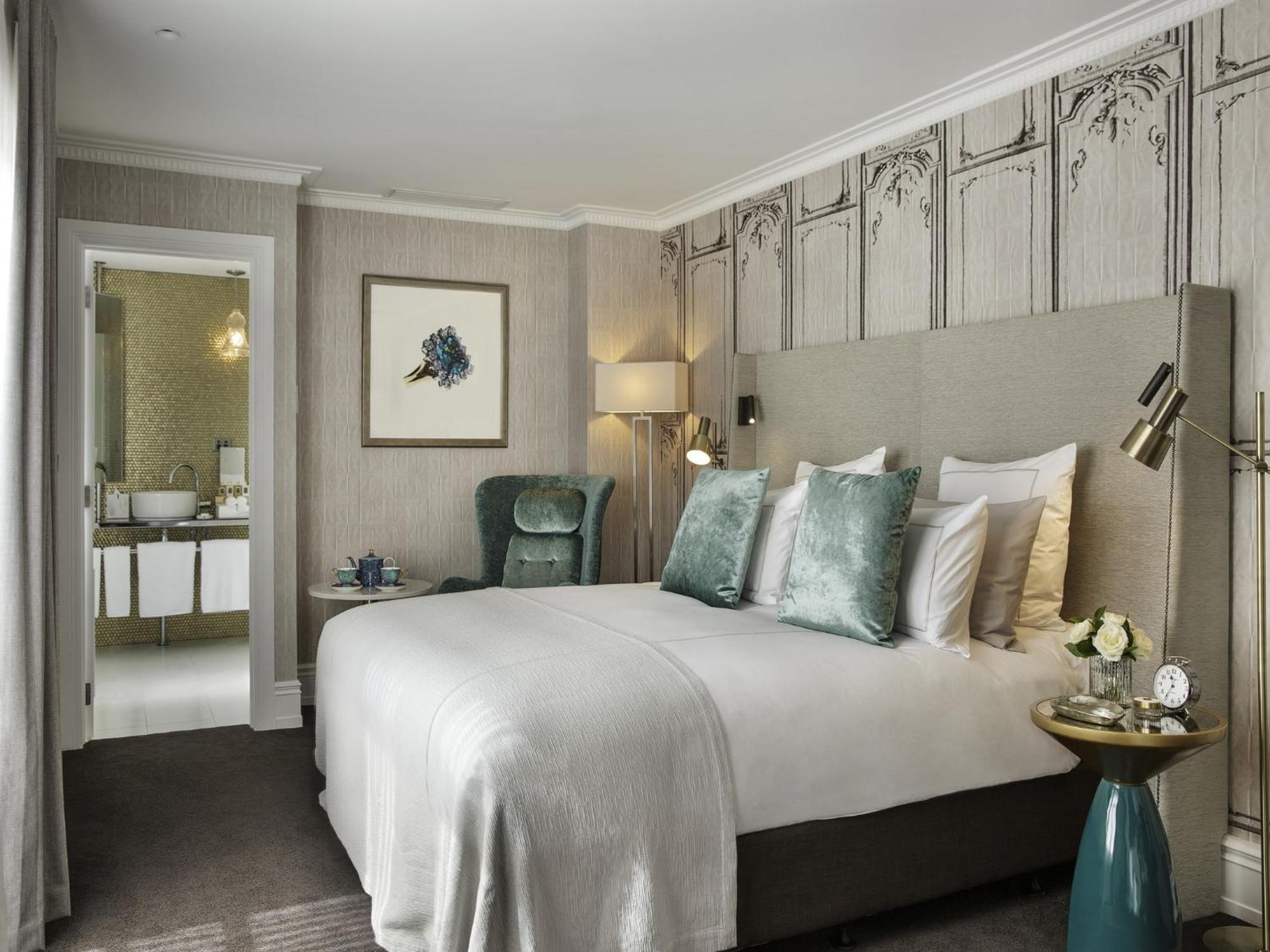 Superior Zimmer mit Kingsize-Bett