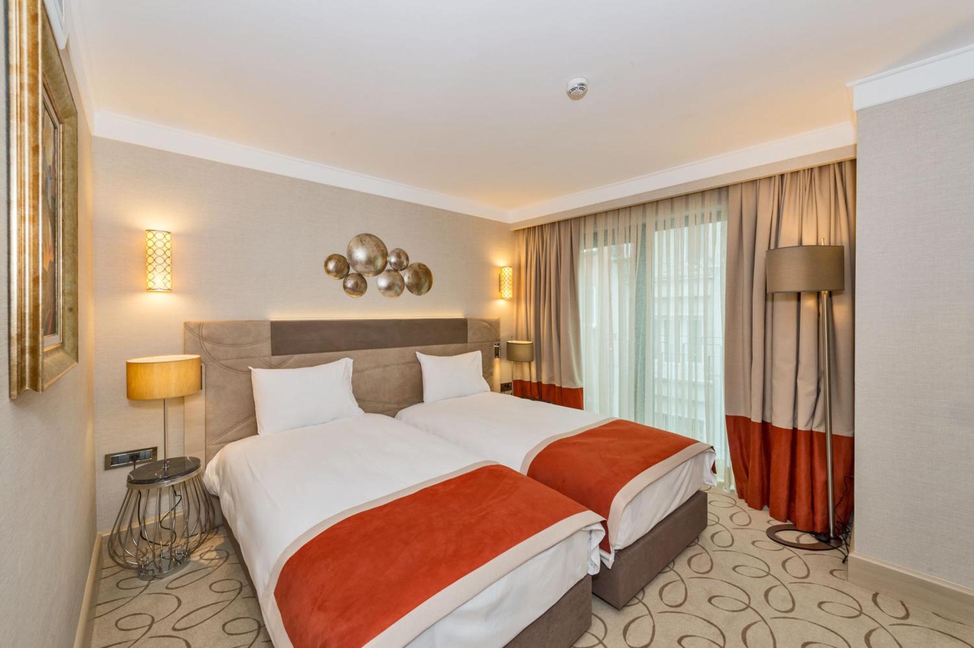 Deluxe Dreibettzimmer