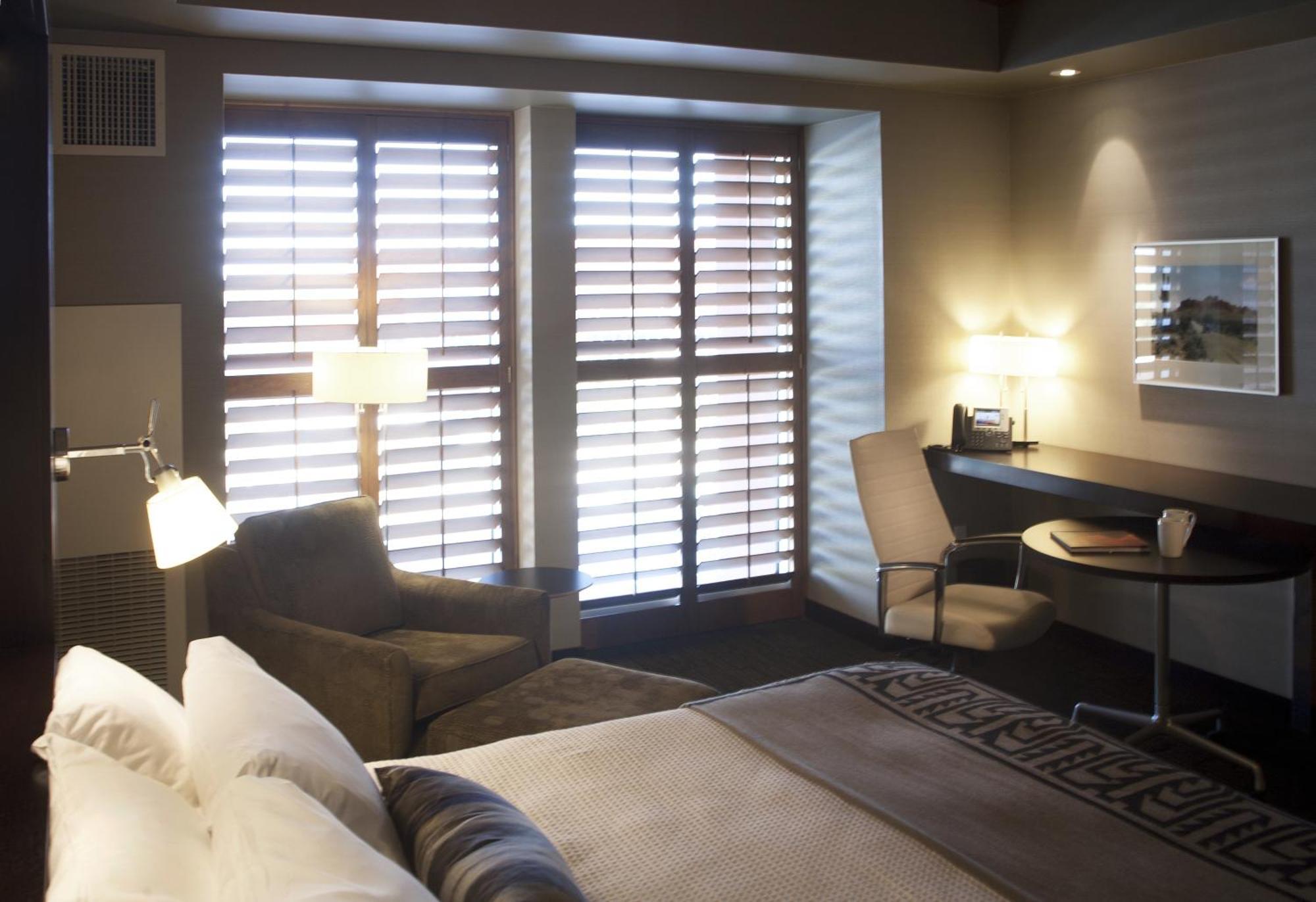Deluxe Queen Room Two Queen Beds