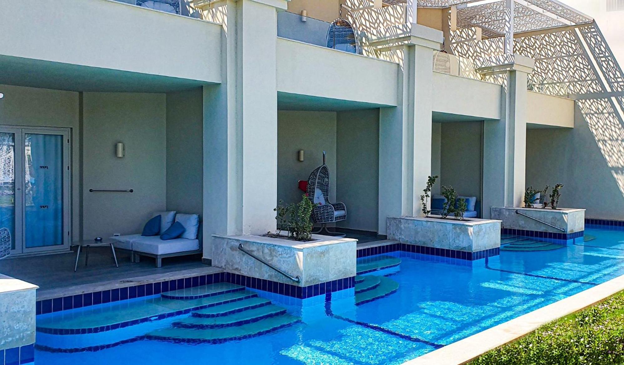 Swim-up-Suite