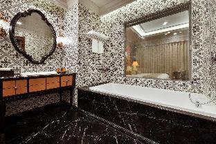 Executive Suite mit Balkon
