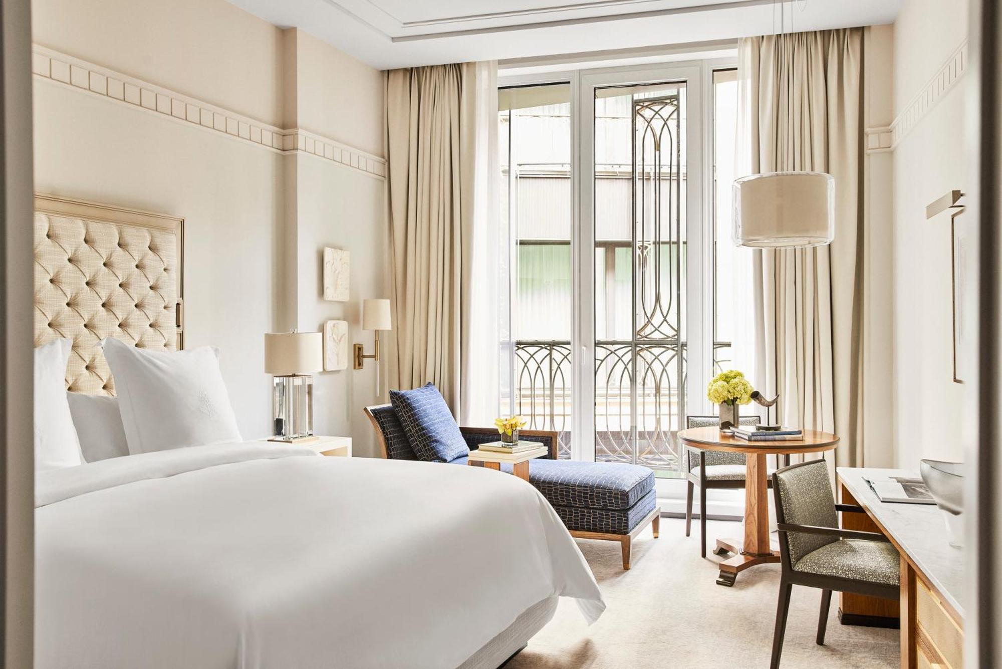 Superior Zimmer mit Kingsize-Bett