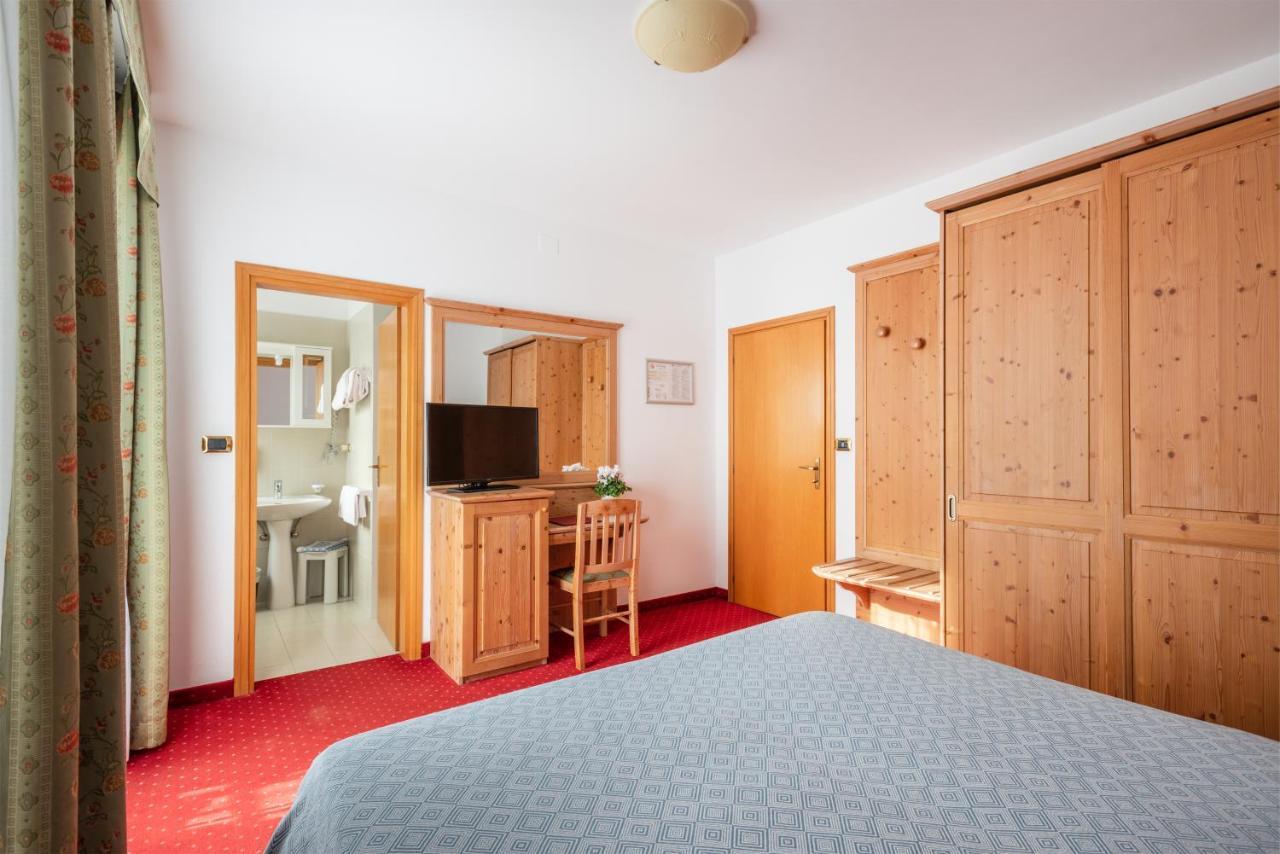 Superior Doppel- oder Zweibettzimmer mit Balkon