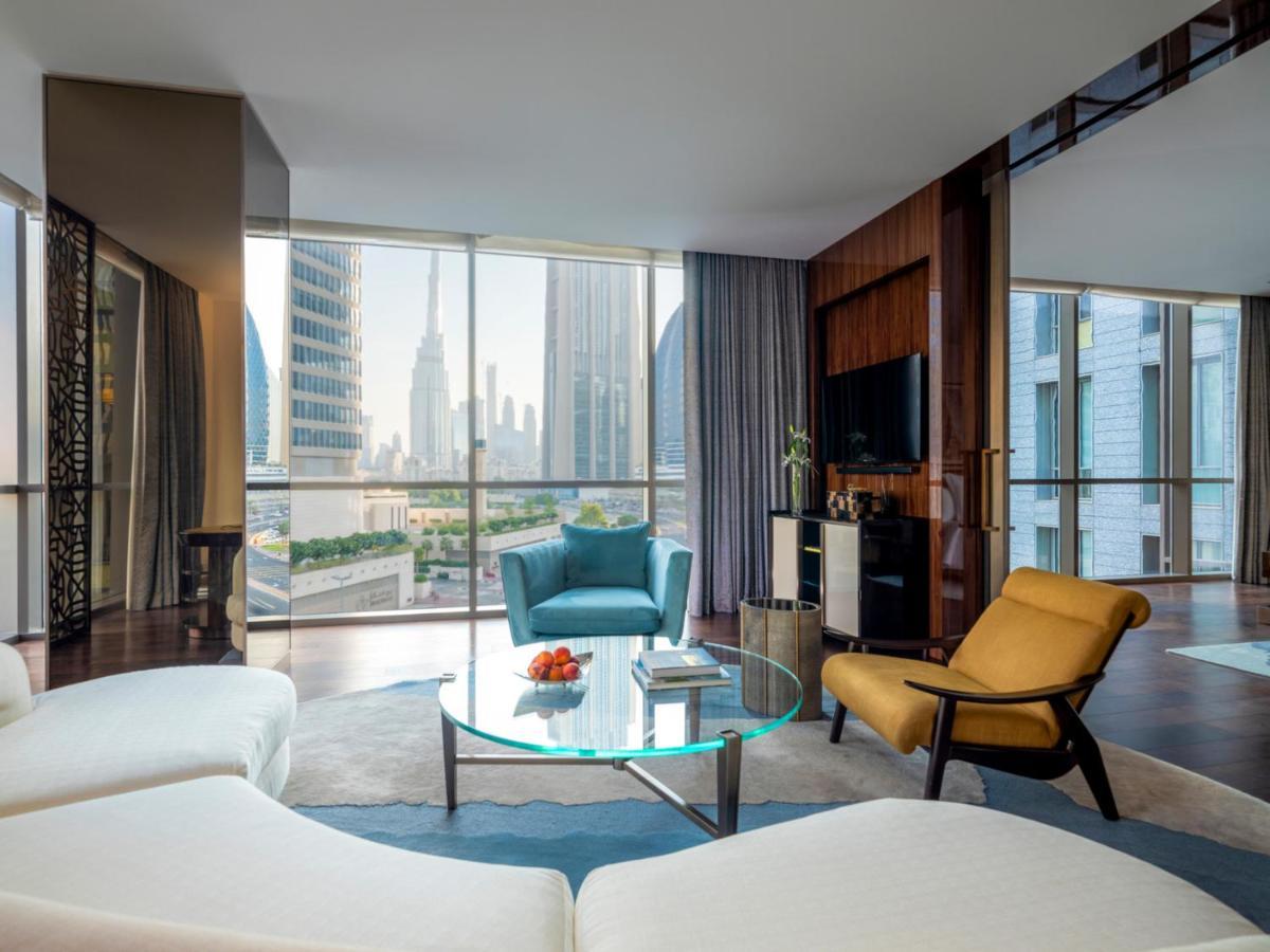 Deluxe Executive Suite