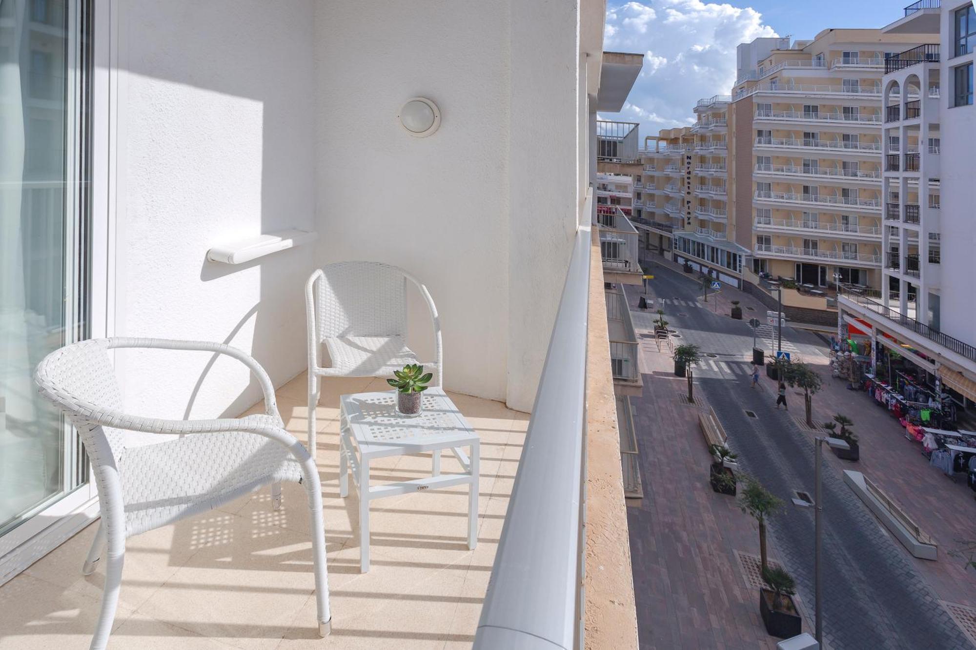 Doppelzimmer mit Balkon