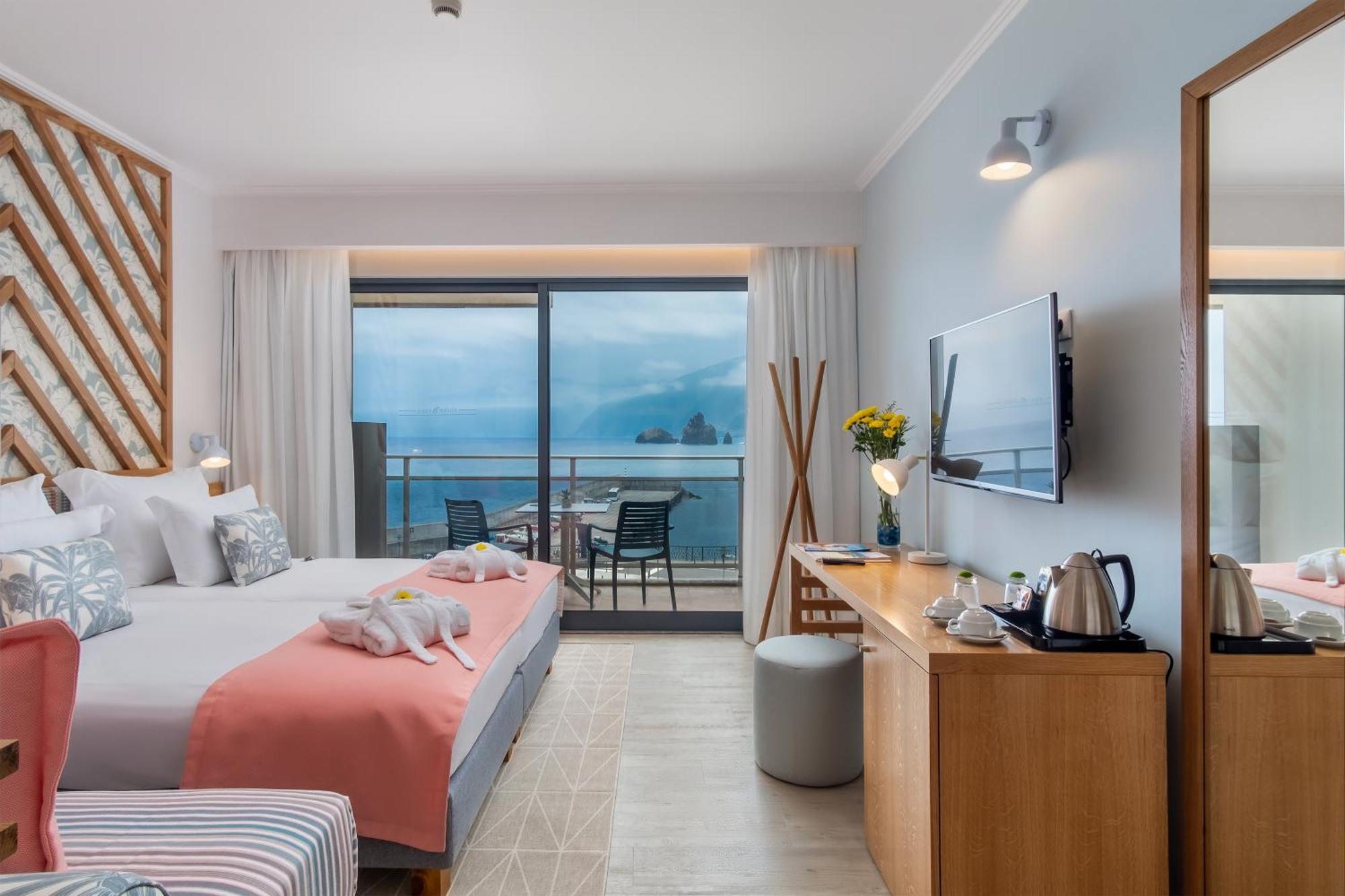 Zweibettzimmer mit Meerblick