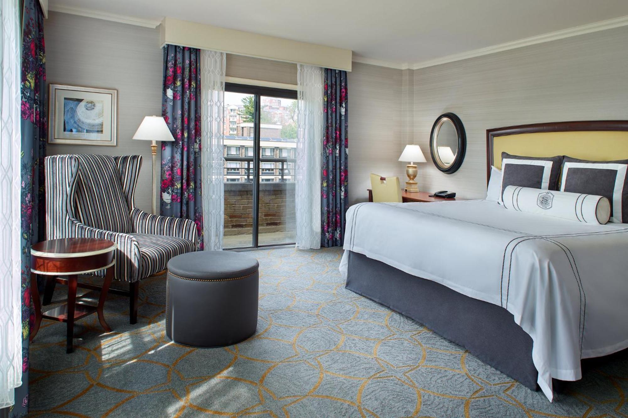 Deluxe Zimmer mit 1 Kingsize-Bett ADA