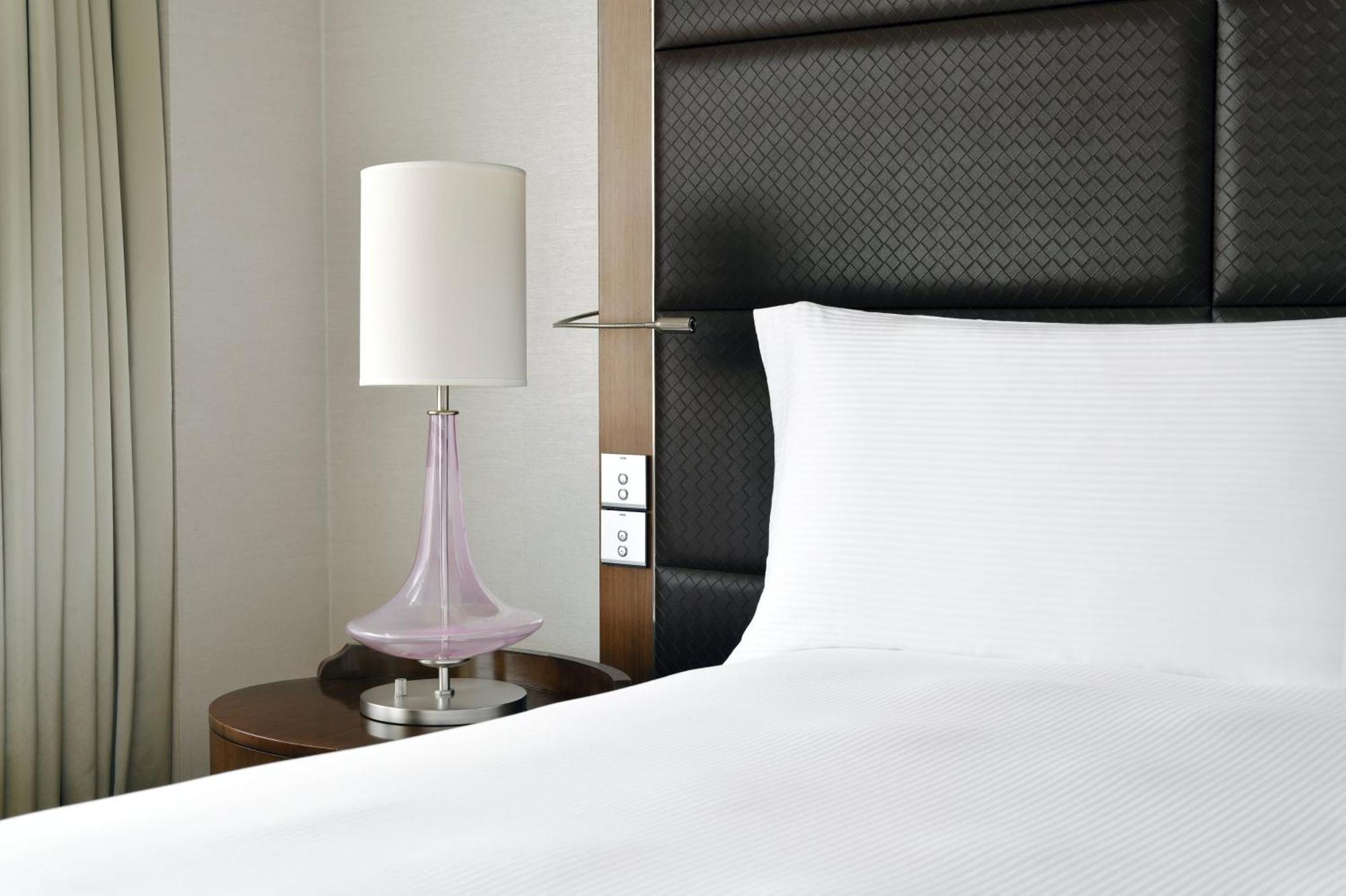 Standard Zimmer mit Kingsize-Bett
