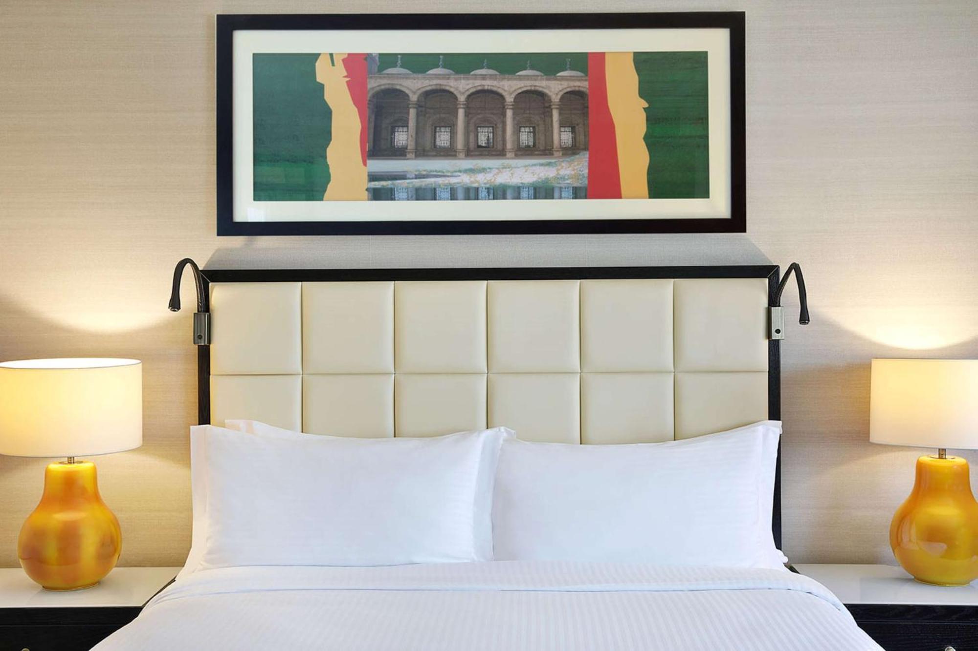 Zimmer mit Kingsize Bett