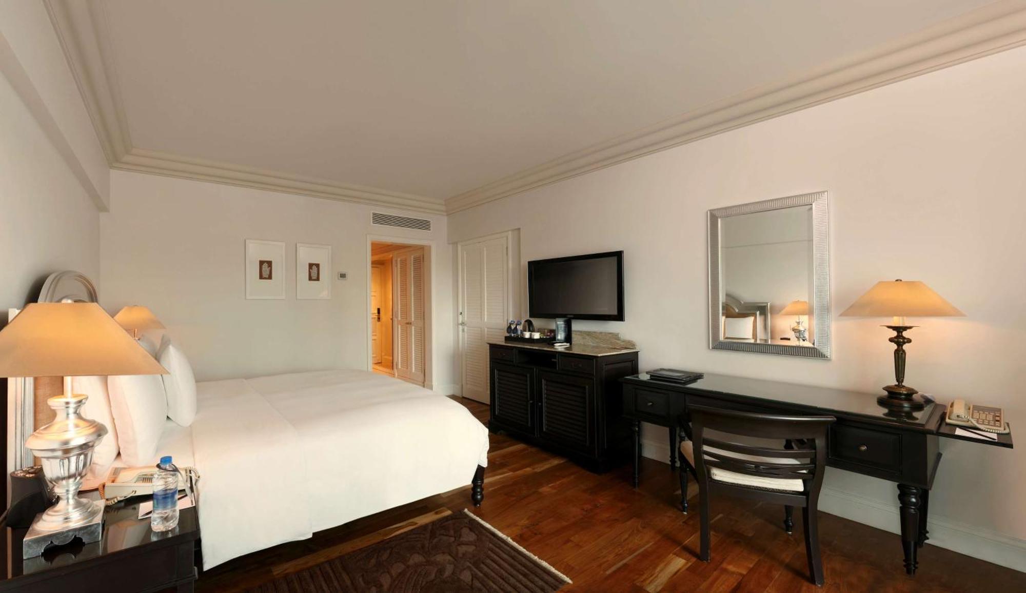 Zimmer mit Kingsize-Bett
