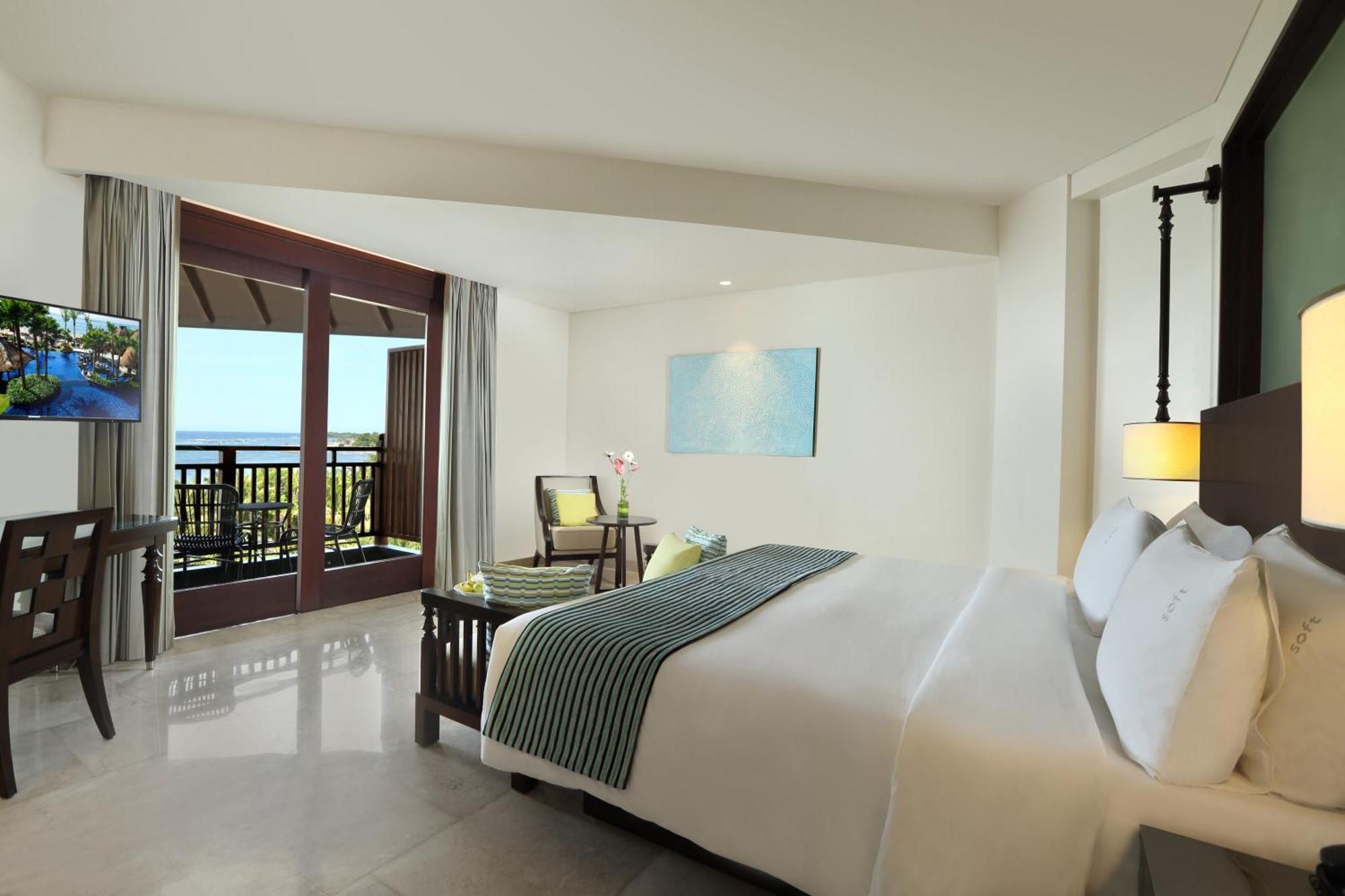 Suite mit Kingsize-Bett und Stadtblick