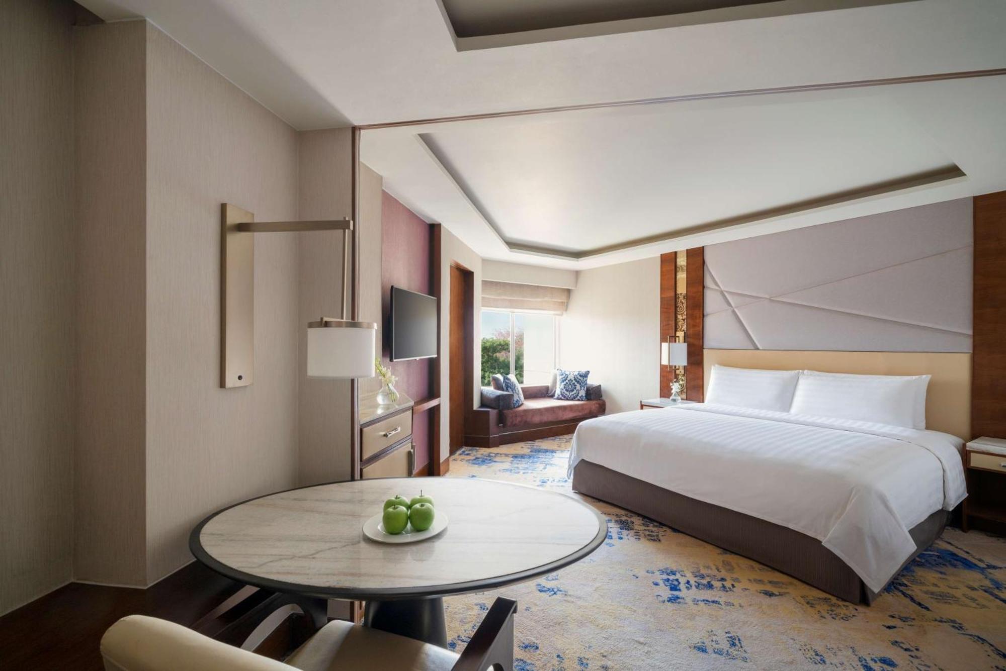 Deluxe Zimmer mit Kingsize-Bett