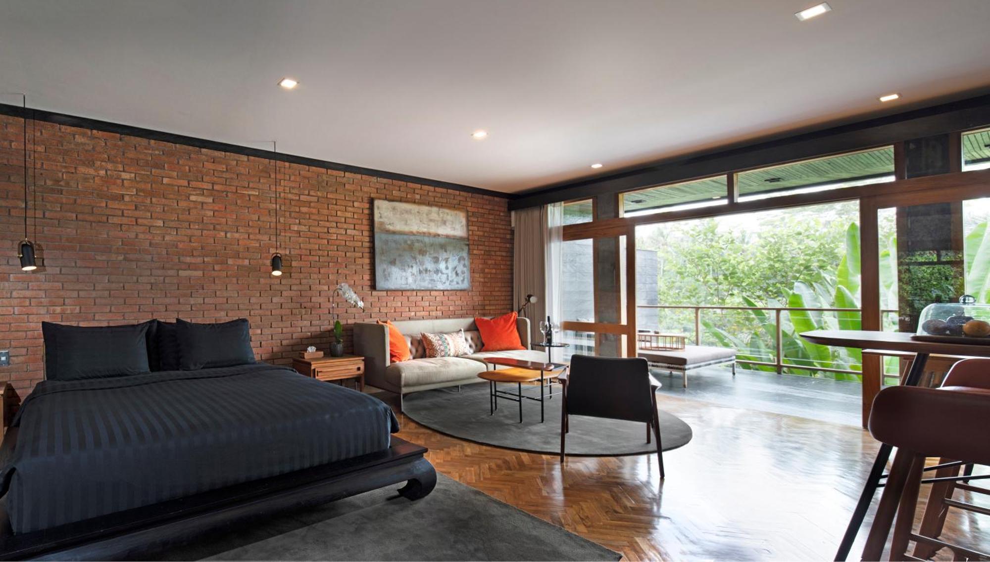 Deluxe Suite mit Pool und Talblick