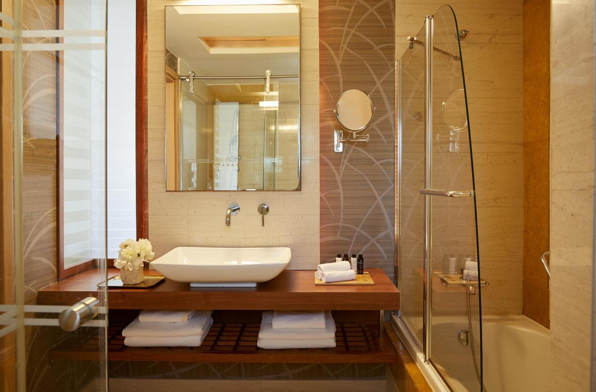 Imperial Doppelzimmer mit seitlichem Meerblick