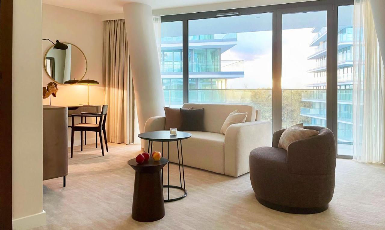 Deluxe Studio Apartment